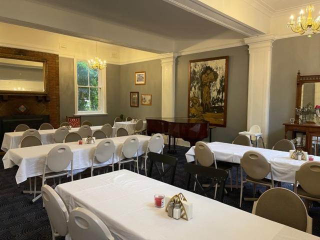 The Royal Mail Hotel Braidwood Екстериор снимка